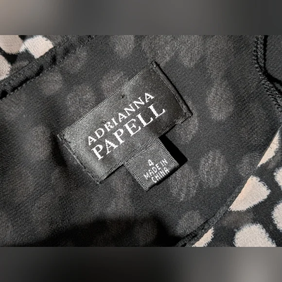 Sleeveless Ruffled Dress - Picture 3 of 3